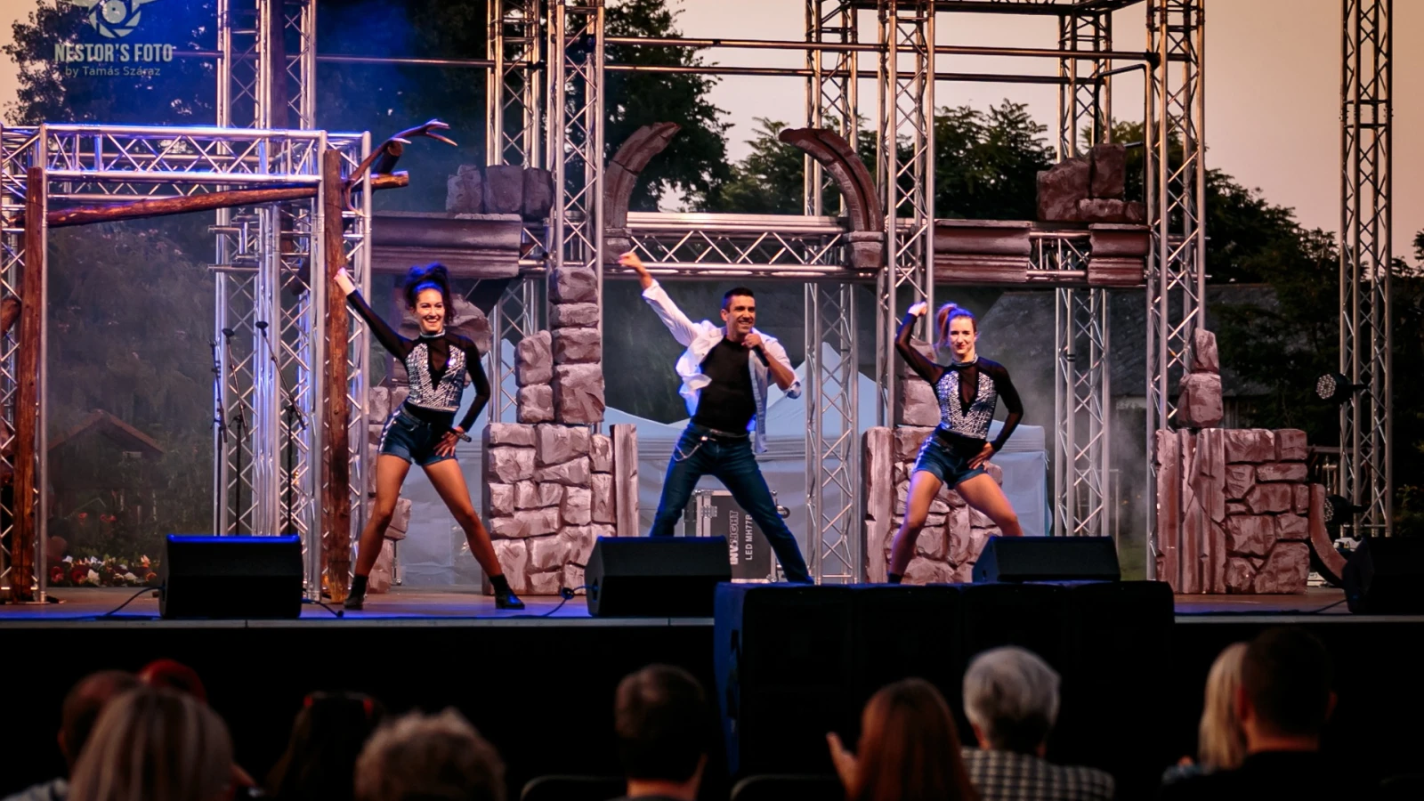 Legendás Világslágerek Show