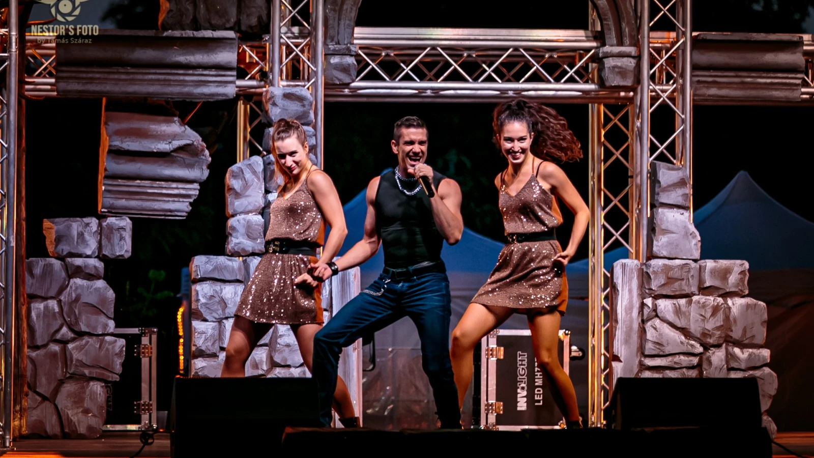Legendás Világslágerek Show