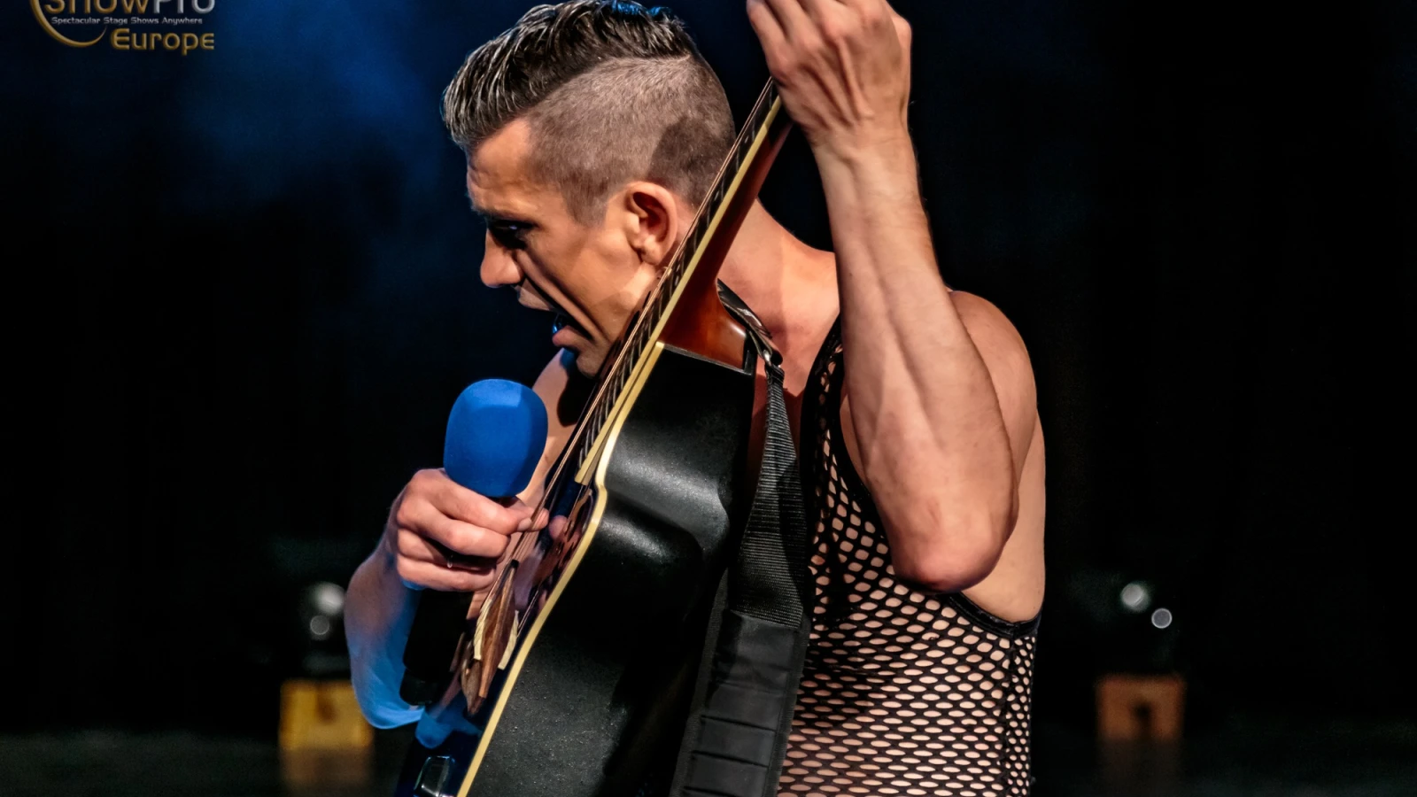 Queen Unplugged